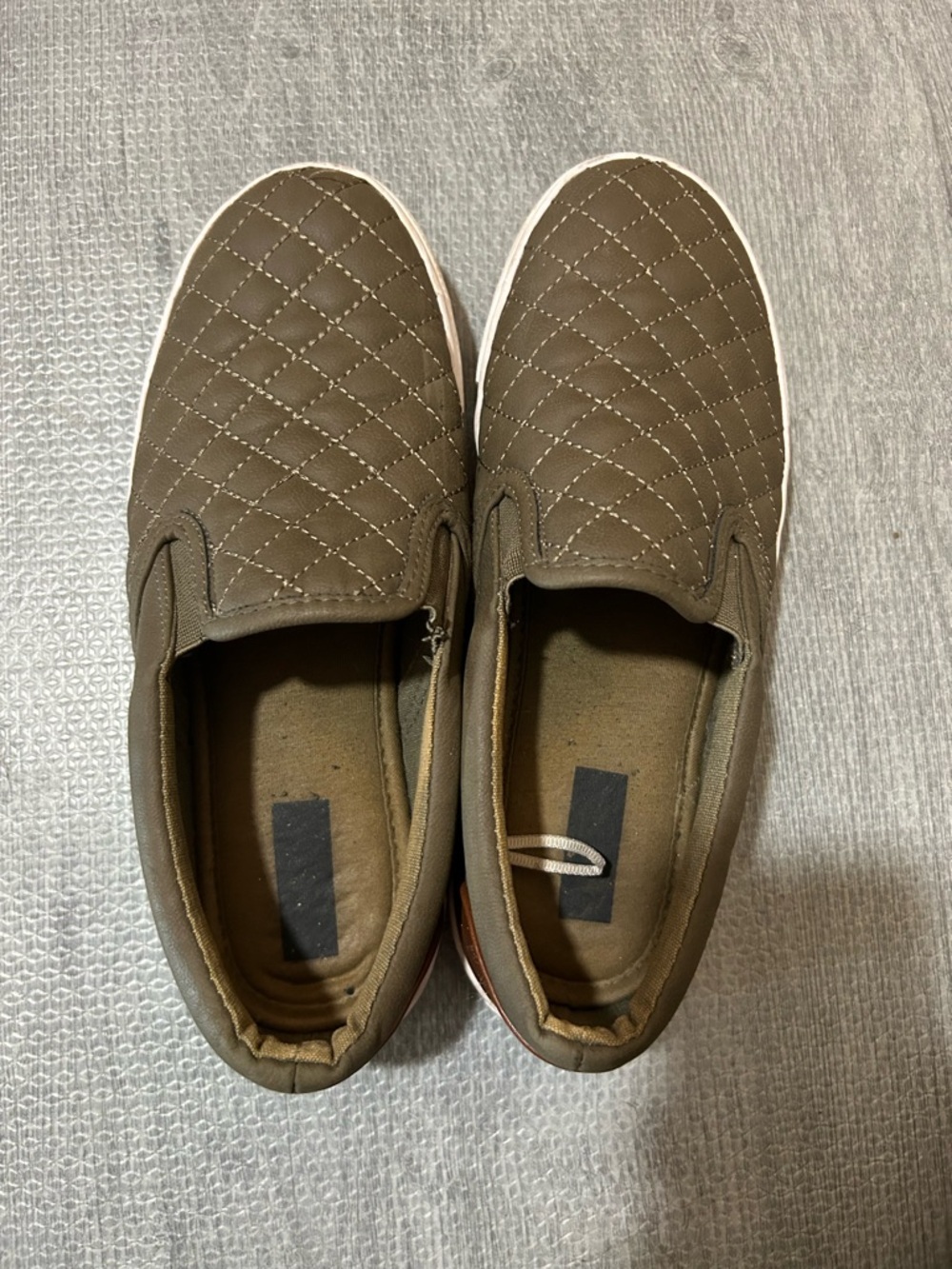 Daily shoes Quilted Slip-On women’s Sneakers in Olive Size 7 - Picture 5 of 5